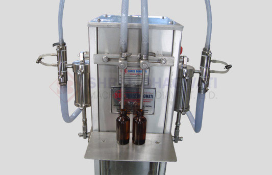 Semi Automatic Twin Head Liquid Filling Machine